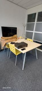 Vergadertafel, Ophalen