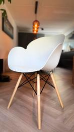 Eetkamer Kuipstoelen 4 stuks, Huis en Inrichting, Ophalen, Gebruikt, Wit, Metaal