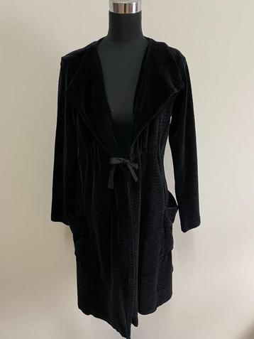 V6 - Zwart Art vest maat M=8 (1) beschikbaar voor biedingen