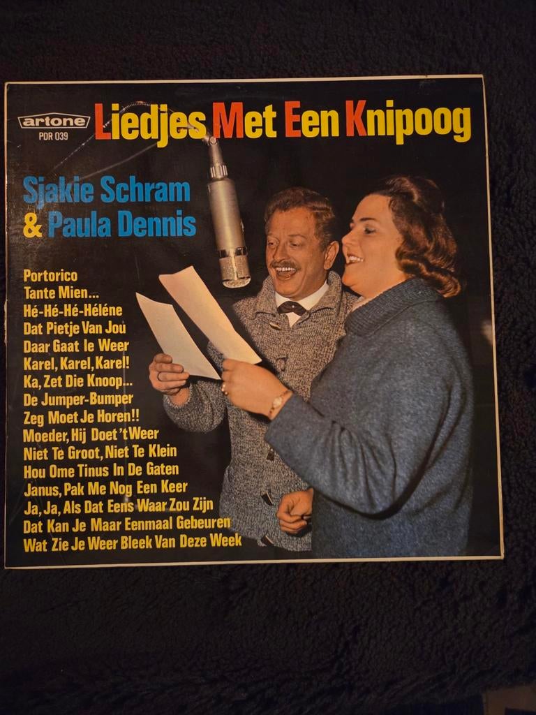 Lp vinyl Sjakie Schram & Paula Dennis liedjes met een knipoo, Ophalen of Verzenden, Gebruikt, 12 inch