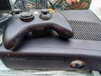 Xbox 360 + kinect  + spellen 50 €, Spelcomputers en Games, Spelcomputers | Xbox 360, Ophalen of Verzenden, Met 1 controller, 250 GB