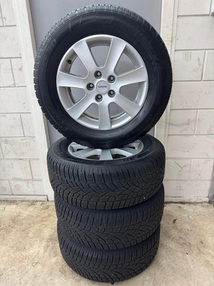 Winterbanden Toyota Rav 4 | 235/60 R16 | Lichtmetalen velgen, Auto-onderdelen, Banden en Velgen, Band(en), Winterbanden, 16 inch