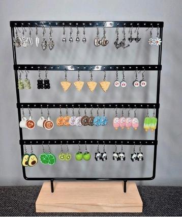 Oorbellen voor jong en oud, rvs hangers, schoencadeautje  beschikbaar voor biedingen