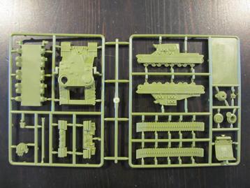 Flames of War / 1:100 tanks en vliegtuigen beschikbaar voor biedingen