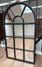 Zwarte gietijzeren spiegel stalraam, Ophalen, Gebruikt, 100 tot 150 cm, Overige vormen