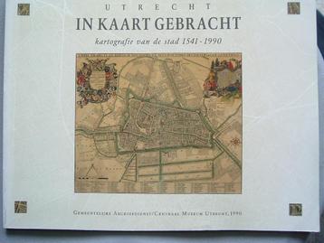 Utrecht in kaart gebracht. Kartografie van 1541 tot 1990. beschikbaar voor biedingen
