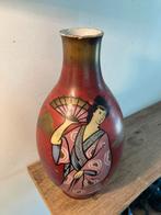 Vintage Chinese Vaas met Dame, Ophalen of Verzenden