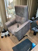 Relaxstoel (sta-opstoel), Huis en Inrichting, Ophalen, Zo goed als nieuw, 75 tot 100 cm, Modern