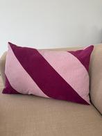 sierkussen met streep, Huis en Inrichting, Woonaccessoires | Kussens, Ophalen of Verzenden, Gebruikt, Overige kleuren, Rechthoekig