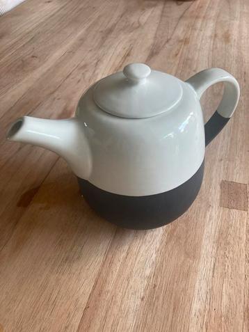 Broste Copenhagen Theepot beschikbaar voor biedingen