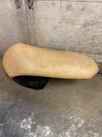 Peugeot Kisbee Zadel Beige met buddybak, Ophalen, Peugeot, Info@peugeot.nl, Nederland