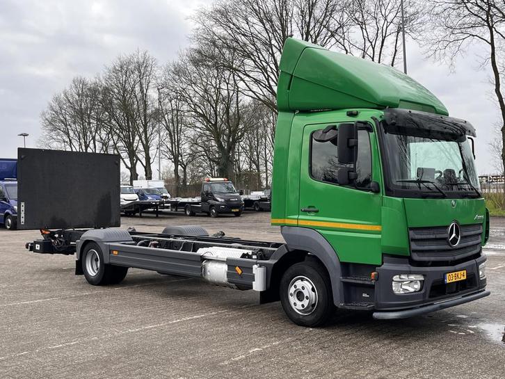 Mercedes-Benz Atego 1018 Euro 6 Automaat Laadklep 1500kg Tot, Auto's, Bestelauto's, Bedrijf, Te koop, ABS, Airconditioning, Centrale vergrendeling