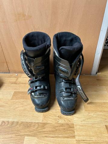Skischoenen maat 42 beschikbaar voor biedingen