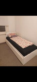 Ikea uitschuifbed Malm wit, Huis en Inrichting, Slaapkamer | Waterbedden, Ophalen, Tweepersoons, Zo goed als nieuw, 180 cm