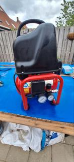 Compressor zgan , 8 bar max, Doe-het-zelf en Verbouw, Compressors, 6 tot 10 bar, Ophalen of Verzenden, Zo goed als nieuw, Minder dan 200 liter/min
