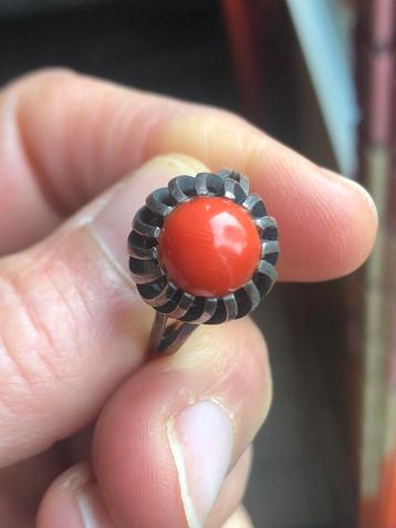 Ring zilver bloedkoraal beschikbaar voor biedingen
