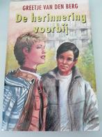 G. van den Berg - De herinnering voorbij, Ophalen of Verzenden, Zo goed als nieuw, G. van den Berg