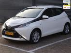 Toyota Aygo 1.0 VVT-i x-pure|Camera|Bluetooth|Airco|LMV, Voorwielaandrijving, Gebruikt, Met garantie (alle), 4 stoelen