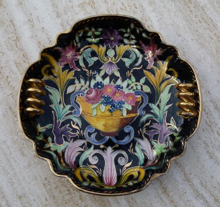 H. Bequet Quaregnon Super Fruit schaal, Antiek en Kunst, Antiek | Keramiek en Aardewerk, Ophalen of Verzenden