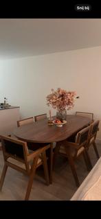 Walnoot eettafel + 6 stoelen, Huis en Inrichting, Tafels | Eettafels, 100 tot 150 cm, Ophalen of Verzenden, Zo goed als nieuw