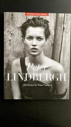 Peter Lindbergh - 100 Photos for Press Freedom, Boeken, Fotografen, Ophalen of Verzenden, Zo goed als nieuw, Peter Lindbergh