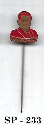 Sp233 Rood Speldje van de Zanger Willy Alberti, Verzamelen, Ophalen of Verzenden, Zo goed als nieuw