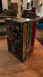 Fantasy: Shadow and Bone Trilogy by Leigh Bardugo (Engels), Ophalen of Verzenden, Zo goed als nieuw