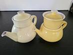 2x Petrus Regout koffiepotje / filterpotje, Huis en Inrichting, Keuken | Servies, Ophalen of Verzenden, Gebruikt, Aardewerk, Overige stijlen