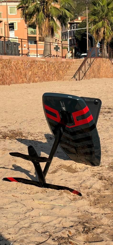 AUDI e-tron E-foil; model Aerofoils performance in midnight, Watersport en Boten, Wingsurfen, Zo goed als nieuw, Overige, Ophalen