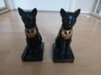 2 Egyptische kattenbeeldjes, Verzamelen, Beelden en Beeldjes, Verzenden, Gebruikt, Dier