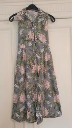 Mango jurk maat M met bloemen, Kleding | Dames, Jurken, Maat 38/40 (M), Mango, Zwart, Ophalen of Verzenden