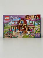 Lego 41126 - Lego Friends Manege - *NIEUW*, Kinderen en Baby's, Speelgoed | Duplo en Lego, Nieuw, Complete set, Ophalen of Verzenden