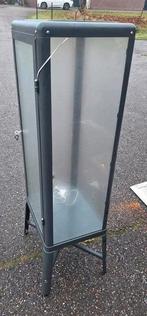 Ikea Fabrikor vitrinekast, Huis en Inrichting, Kasten | Vitrinekasten, Ophalen, Minder dan 50 cm, Zo goed als nieuw, 150 tot 200 cm