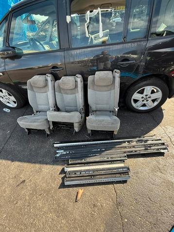 3 Renault espace stoelen met rails en bouten beschikbaar voor biedingen