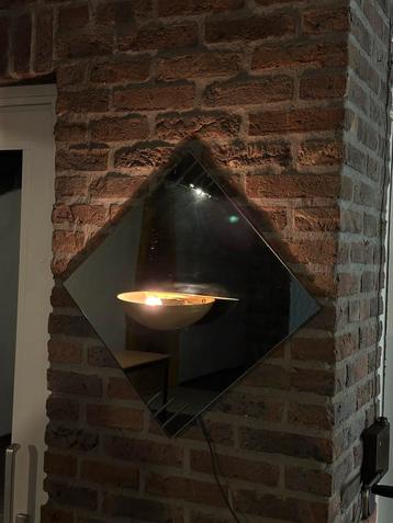 Vintage Happylight wandlamp beschikbaar voor biedingen