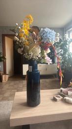 NIEUW! Blauwe vaas met kunstbloemen, Huis en Inrichting, Woonaccessoires | Kunstplanten en Kunstbloemen, Ophalen of Verzenden