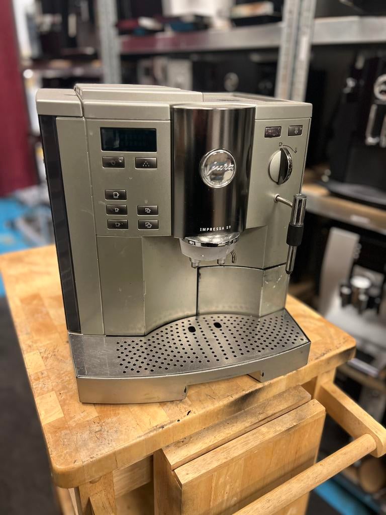 Jura s 9, Witgoed en Apparatuur, Koffiezetapparaten, Info@jura.com, 10 kopjes of meer, Koffiemachine, Ophalen of Verzenden