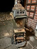 Antieke gietijzeren houtkachel, Ophalen of Verzenden, Zo goed als nieuw, Hout, Houtkachel
