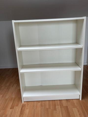 Ikea Billy lage boekenkast, Wit. (2 stuks) - afbeelding 1