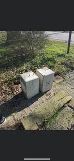 2 betonpoeren, Tuin en Terras, Ophalen