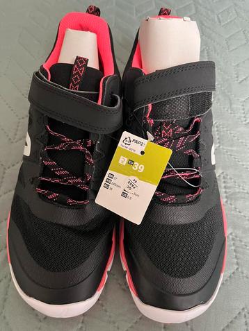 Decathlon gymschoenen Newfeel maat 39 (nieuw!) beschikbaar voor biedingen