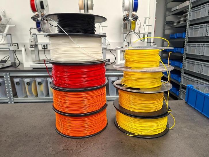 ABS 3D Printer Filament – 1.75 mm – 9 rollen (div. kleuren), Computers en Software, 3D-printerbenodigheden, Gebruikt, Ophalen of Verzenden