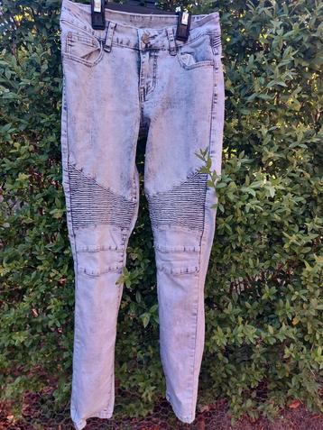 Lichtgrijze skinny jeans maat s beschikbaar voor biedingen