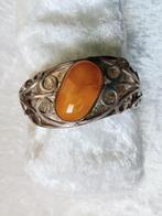 Mooie Aparte Handgemaakte Zilveren Armband met Barnsteen, Sieraden, Tassen en Uiterlijk, Antieke sieraden, Verzenden, Zilver, Armband