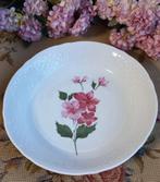 Leuke vintage schaal/kom, roze bloemen, Arzberg Bavaria, Ophalen of Verzenden, Zo goed als nieuw, Kom(men), Overige stijlen
