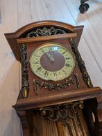 Grote Vintage Wandklok in Zaanse stijl (Eikenhout), Antiek en Kunst, Antiek | Klokken, Ophalen
