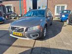 Volvo XC70 2.4D Kinetic, Auto's, Volvo, Zwart, 179 €/maand, 1634 kg, Bedrijf