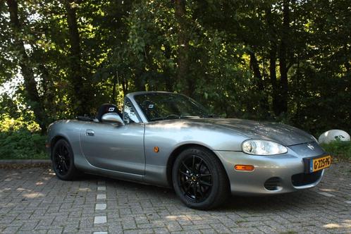 Mazda MX-5 1.6 I 2004 Grijs, Auto's, Mazda, Particulier, MX-5, ABS, Adaptieve lichten, Airbags, Bluetooth, Centrale vergrendeling