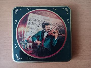 CD Strauss & friends in een blikje (collectors item) beschikbaar voor biedingen