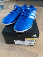 Zaalvoetbalschoenen, maat 29, Sport en Fitness, Voetbal, Maat XS of kleiner, Schoenen, Ophalen of Verzenden, Zo goed als nieuw